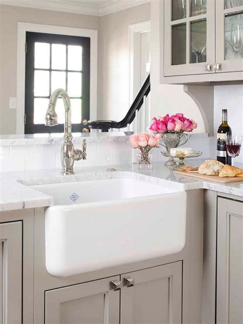 6 stunning farmhouse sinks to get in 2021. Fantastic Farmhouse Sinks: Apron-Front Sinks in Gorgeous ...
