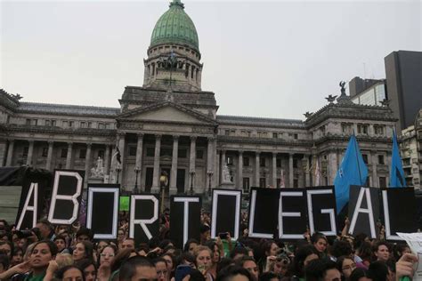Argentina Da El Primer Paso Para Legalizar El Aborto Argentina El PaÍs