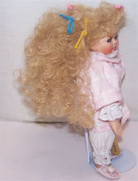 Paige A 8004the Wimbledon Doll Collection By Lexington Hall Ltd