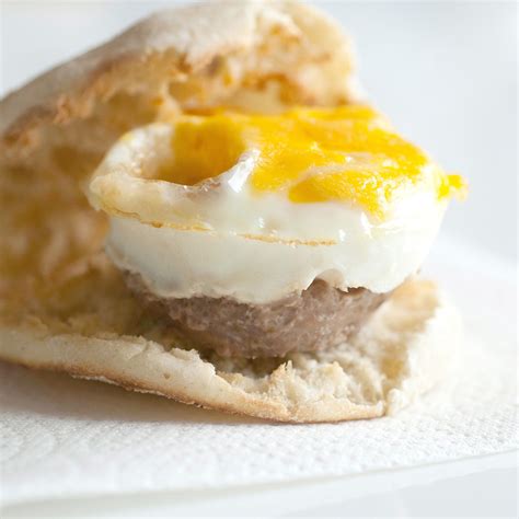 Sausage Egg Cups Fast Food Breakfast Food Breakfast Cups Recipe