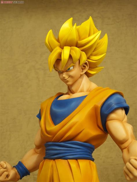 This form is obtained by goku after his. Figura Gigante - Dragon Ball Z "Super Saiyan Goku" X-PLUS ...