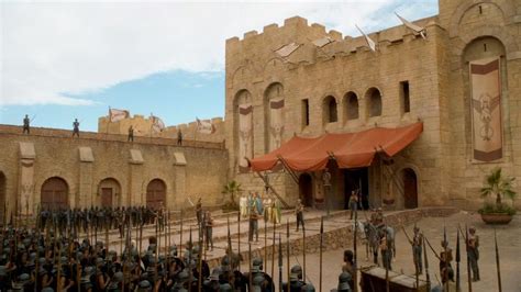 Photo Of Kingdom Of Heaven Set As Astapor Plaza And Gate In Game Of