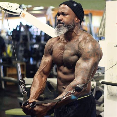 Meet This Ripped Grandpa Whos More Fit Than Youll Ever Be Metro News