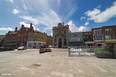Southampton City Centre Shops And Buildings Stock Photo Download