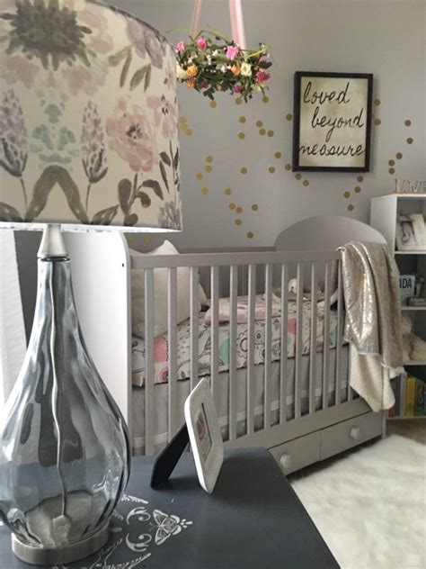 serene  calming nursery  selah grace grey crib