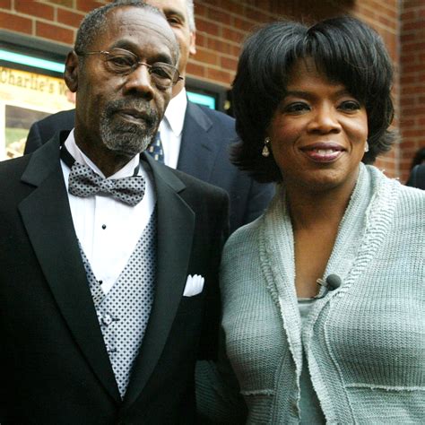 Oprah Winfreys Father Vernon Winfrey Dead At Age 89