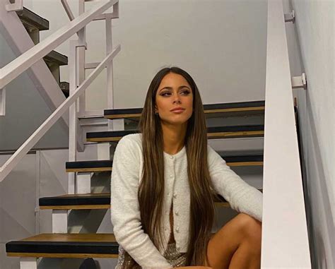 Tini stoessel, a solas con teleshow tras el éxito de su tema miénteme: Martina Stoessel | Instagram Live Stream | 30 January 2020 ...