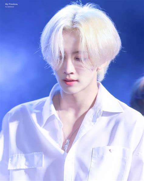 He is a member of the boy group seventeen under vocal team. SEVENTEEN's JeongHan Is The Definition Of Angelic Look ...