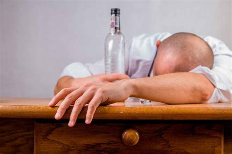 Las Consecuencias Y Los Efectos Del Alcohol En El Cuerpo Venze