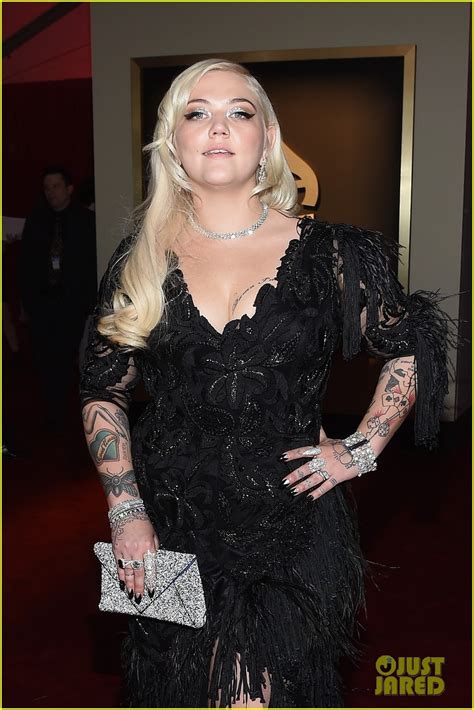 Elle King Is All About The Fringe At Grammy Awards 2016 Photo 929509