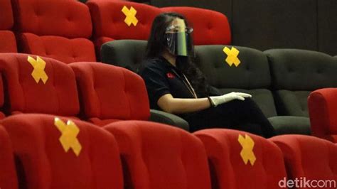 Bioskop Di Jakarta Buka Lagi Hari Ini Penonton Tetap Diminta Jaga Jarak
