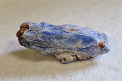 15 Blue Rocks And Minerals With Incredible Pictures The Blues Of