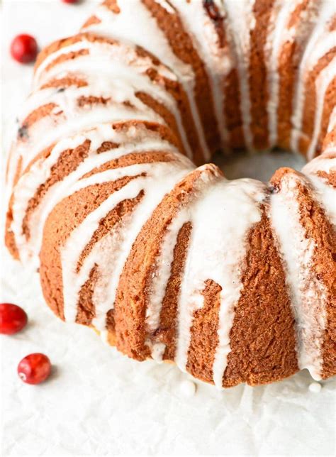 Sweet, delicious coffee cake recipes, with a rich crumble topping, taste great as a morning treat or an afternoon snack. Cranberry Sour Cream Coffee Cake - WellPlated.com