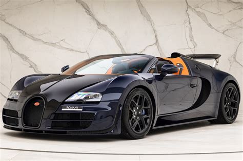Carbon Clad Bugatti Veyron Grand Sport Vitesse Is A Hyper Rare Hypercar