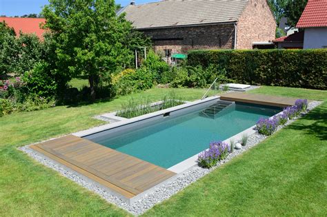 Geht auch auf dem dach. Naturpool im Garten: Besser spät als nie | schwimmbad.de ...