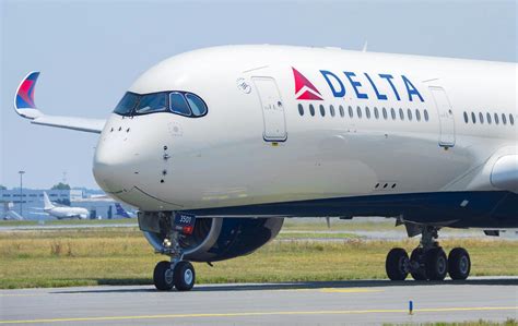 Delta Air Lines Confirms It Will Close Its Tokyo Flight Attendant Base