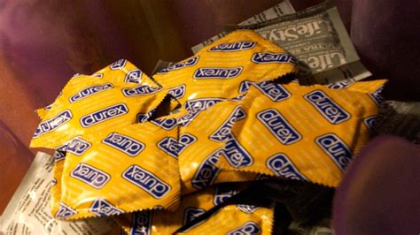 All Middle And High Schools In Vermont To Offer Free Condoms