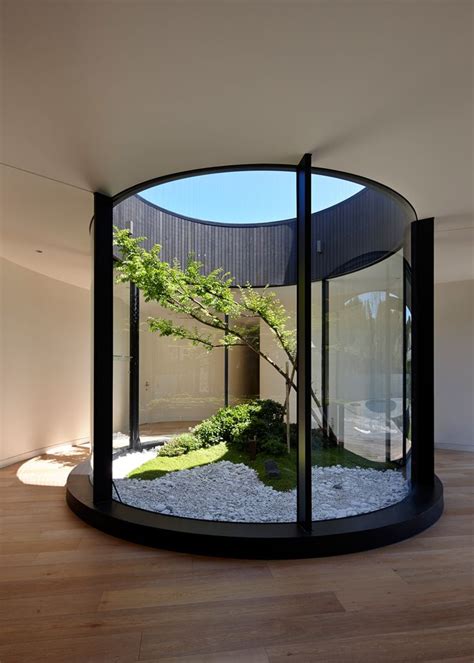 Design Detail An Atrium Adds Nature And Light Inside This Home