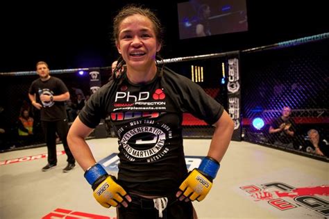 British Mma Bantamweight Rosi Sexton Looks To Fly The Flag In Her