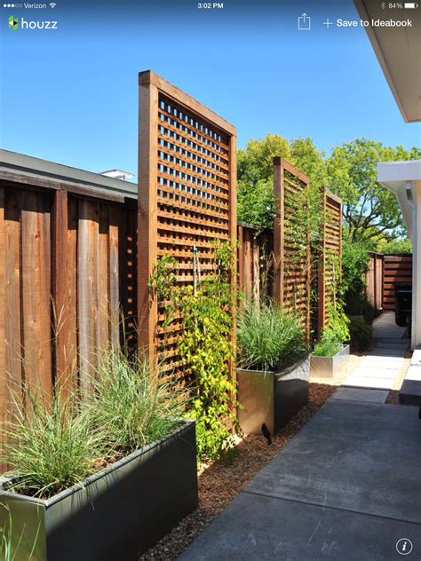 Gravel Privacy Fence Landscaping Privacy Fence Designs Backyard
