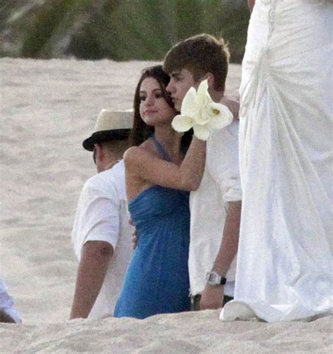 Justin and selena were inseparable during jeremy bieber's wedding monday in montego bay. Justin Bieber and Selena Gomez cuddle and kiss at Shannon ...