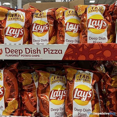 Back On Shelves Lay S Deep Dish Pizza Potato Chips 2022 The Impulsive Buy