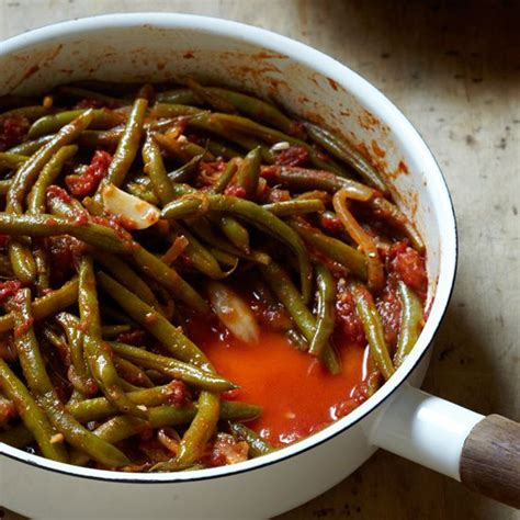 Loobyeh Garlicky Stewed Green Beans And Tomatoes Recipe