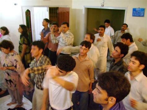 All aga khans claim descent from muhammad, last prophet of islam. Jago Jagao: Images of Agha Khani Payshwaaa