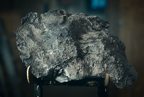 Impressive Iron Meteorite With Stand 482kg Aerolite Meteorites