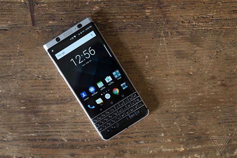 The BlackBerry KeyOne's screen apparently isn't glued to the rest of ...