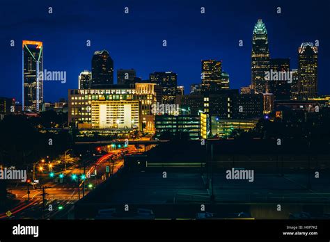 Charlotte Nc Skyline Hi Res Stock Photography And Images Alamy