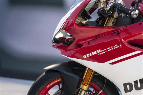 Up Close With The Ducati 1299 Panigale R Final Edition Asphalt And Rubber