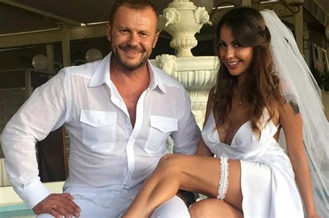 Russian Model Elena Berkova NUDE Blowjob LEAKED Pics With Her Husband