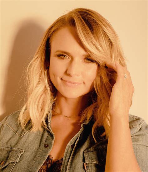 Miranda Lambert Doesn't Mean to Offend. She's 'a Little Too Honest.' - The New York Times