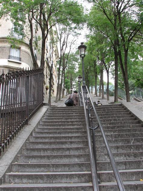Escaliers De Montmartre Paris Image Stock Image Du Vertigo Paris