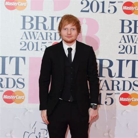 Ed Sheeran En La Alfombra Roja De Los Brit Awards 2015 Alfombra Roja