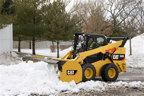 Caterpillar Shows Landscapers The First In The Xtc Lineup
