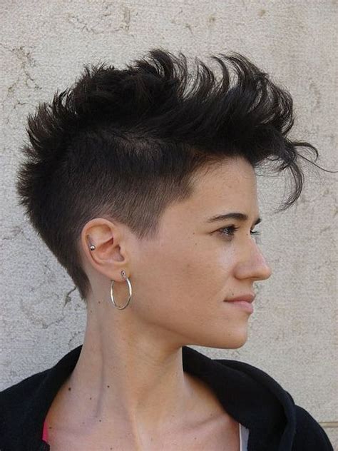 It is faded undercut cut which is stylish as well as sleek. 70 Most Gorgeous Mohawk Hairstyles of Nowadays | Mohawk ...