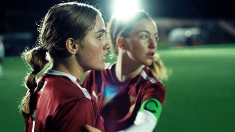 Forever 2023 La Recensione Del Film Netflix Sul Calcio Femminile