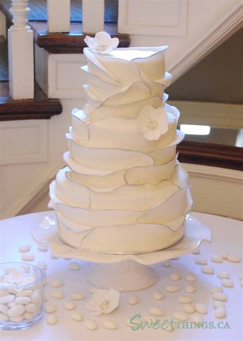 Sweetthings Ruffled Wedding Cake