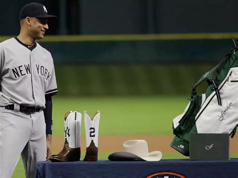 Derek Jeters Retirement Tour Began With Yankees Branded Boots Business Insider India