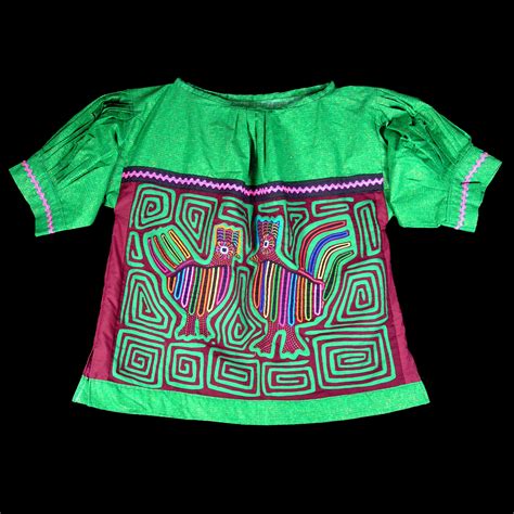 mola,-fashion,-colorful-textiles