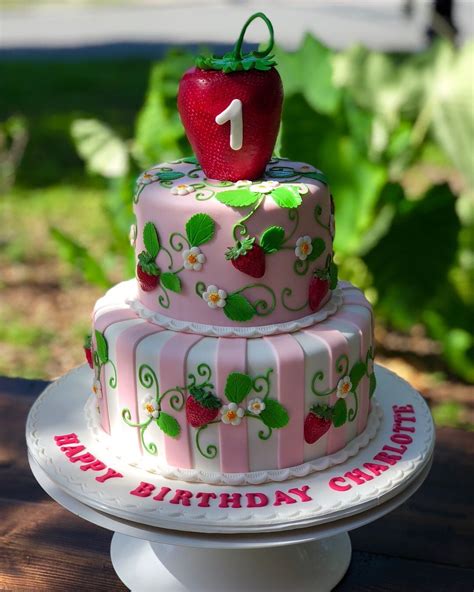 Strawberry Shortcake Theme Cake Strawberry Birthday Cake Strawberry