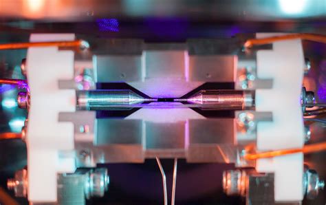 A photo of a single trapped atom has won the engineering and physical sciences research council's (epsrc) science photography contest. A 'trapped' atom is visible to the naked eye | Engadget
