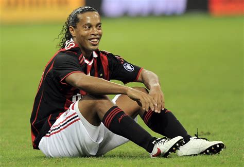 Ronaldinho Right Year For Milan Without Italy World Cup Loses A Lot Football Italia