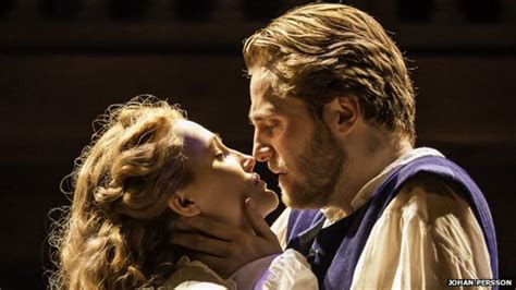 how much do shakespeare in love s leads know about shakespeare bbc news