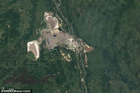 The Worlds Dirtiest Oil Satellite Photos Show The Relentless