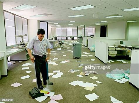 Messy Office Cubicle Photos And Premium High Res Pictures Getty Images