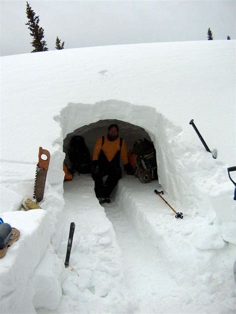 How To Build A Snow Cave For Winter Survival Survival Shelter Winter