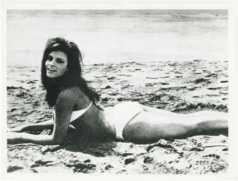 Sexy Raquel Welch S Vintage Photo R Leggy Eur Picclick Fr